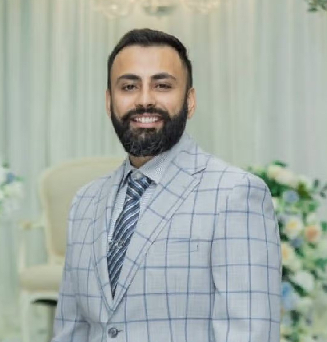 Dr. Manpreet Gill, Optometrist